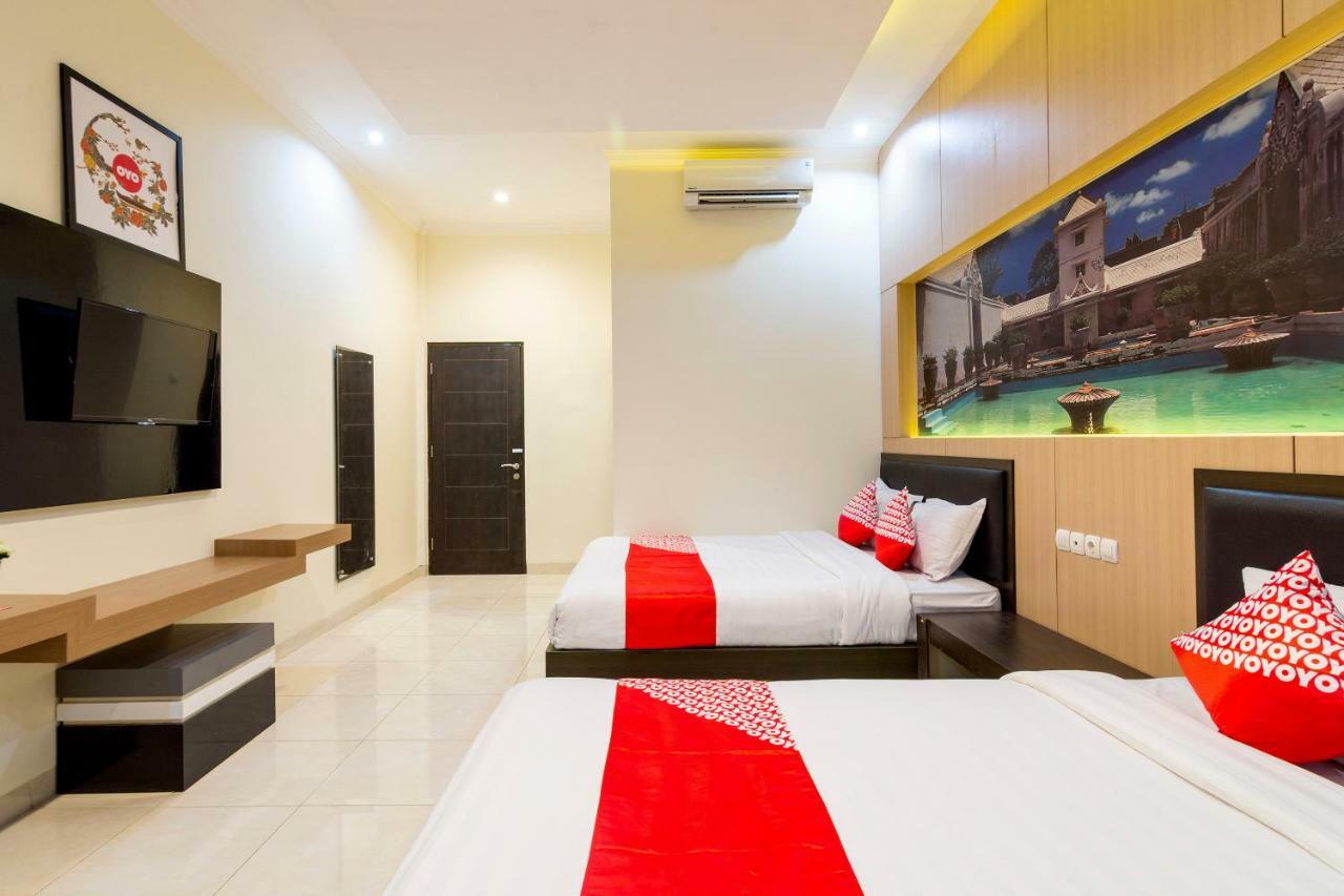 Oyo 1309 Hotel Shafira Syariah Yogyakarta Extérieur photo